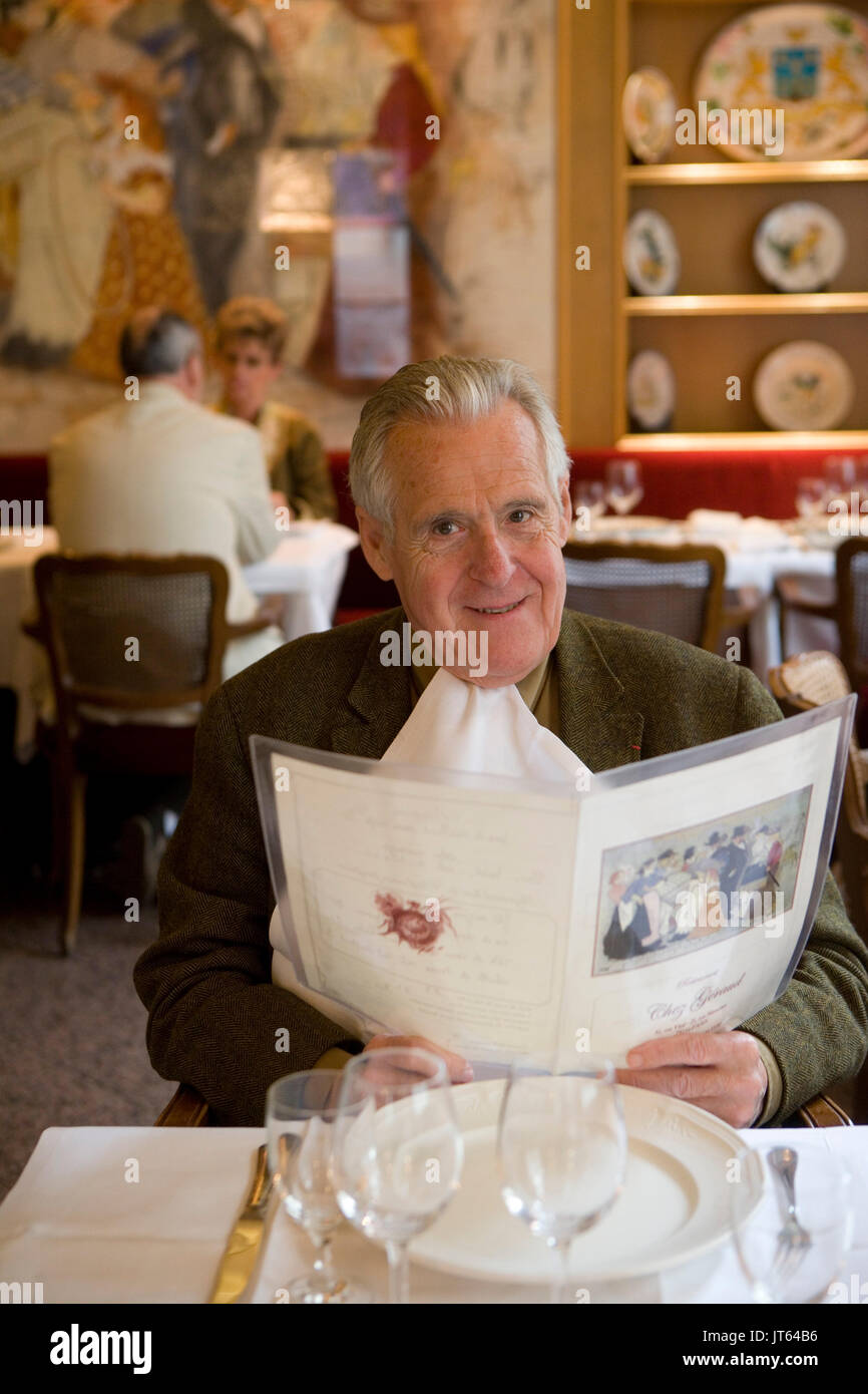 Christian Millau critique gastronomique est décédée le 7 août 2017. Photo ONU un bistrot à Paris, 'Chez Géraud' Banque D'Images