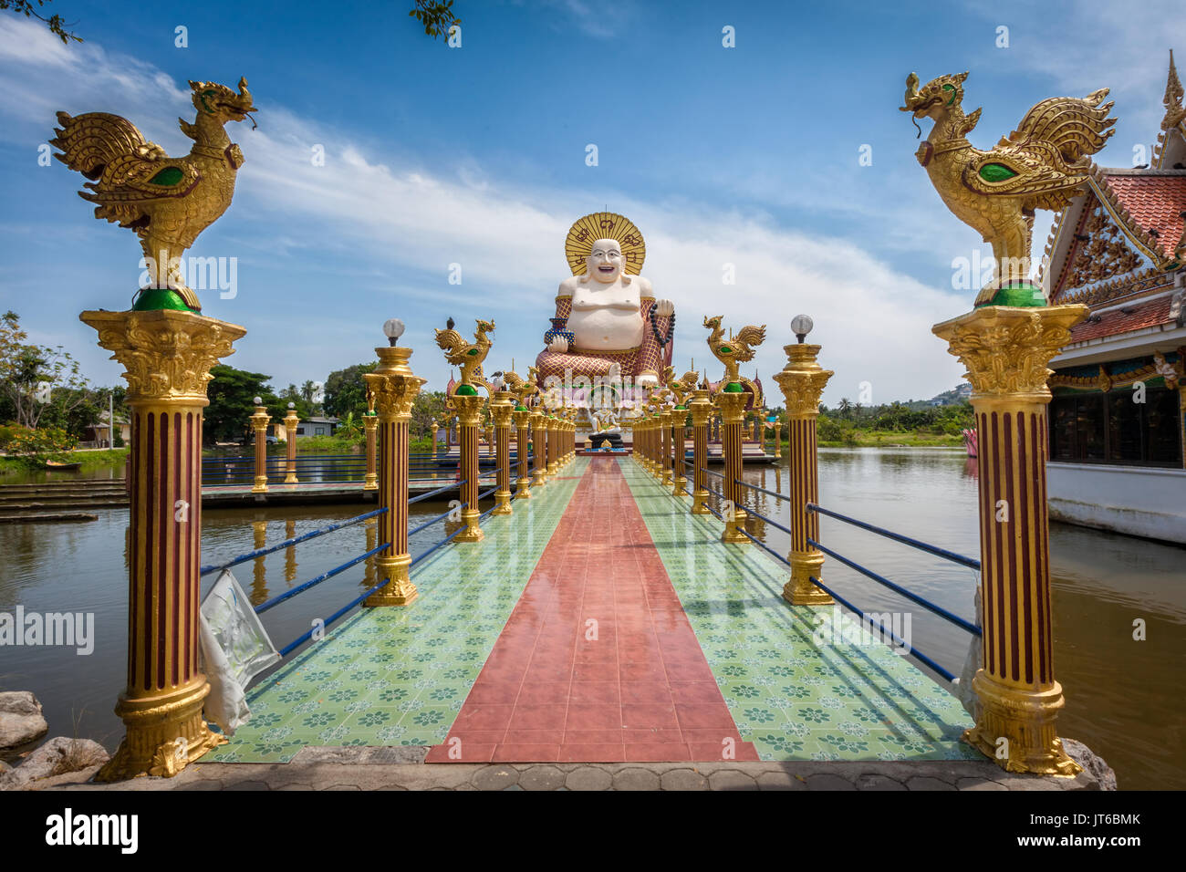 Statue géante du Grand Bouddha heureux, temple Wat Plai Laem Suwannaram, Ban Bo Phut, Koh Samui, Thaïlande Banque D'Images