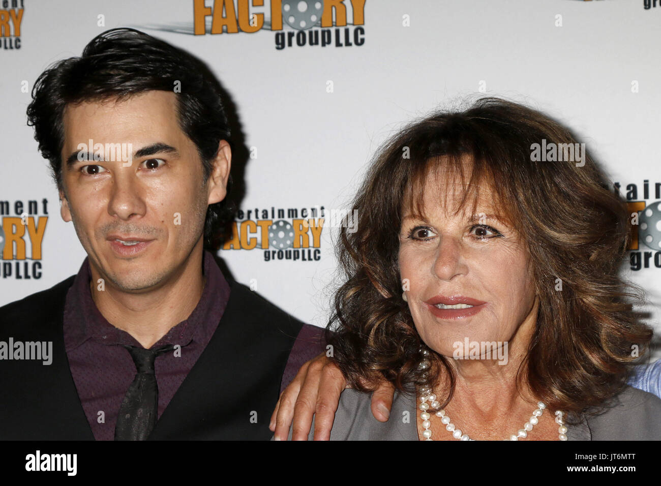 "L'ail et la poudre' - Première Mondiale au Chinois TCL 6 cinémas avec : James Duvall Lainie Kazan Où : Los Angeles, California, United States Quand : 07 Juil 2017 Credit : Nicky Nelson/WENN.com Banque D'Images