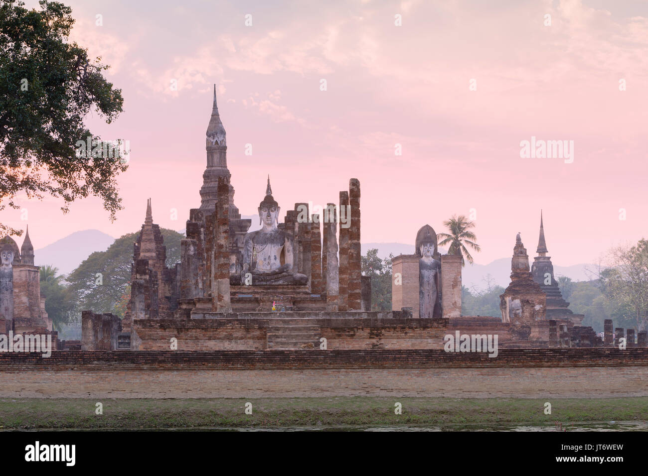 Le Wat Mahatat, le parc historique de Sukhothai Sukhothai, Thaïlande, Banque D'Images