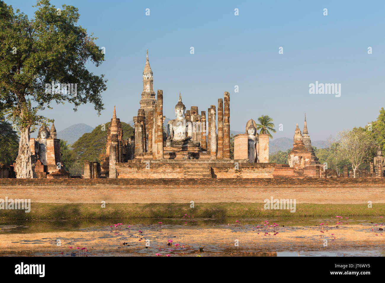 Le Wat Mahatat, le parc historique de Sukhothai Sukhothai, Thaïlande, Banque D'Images