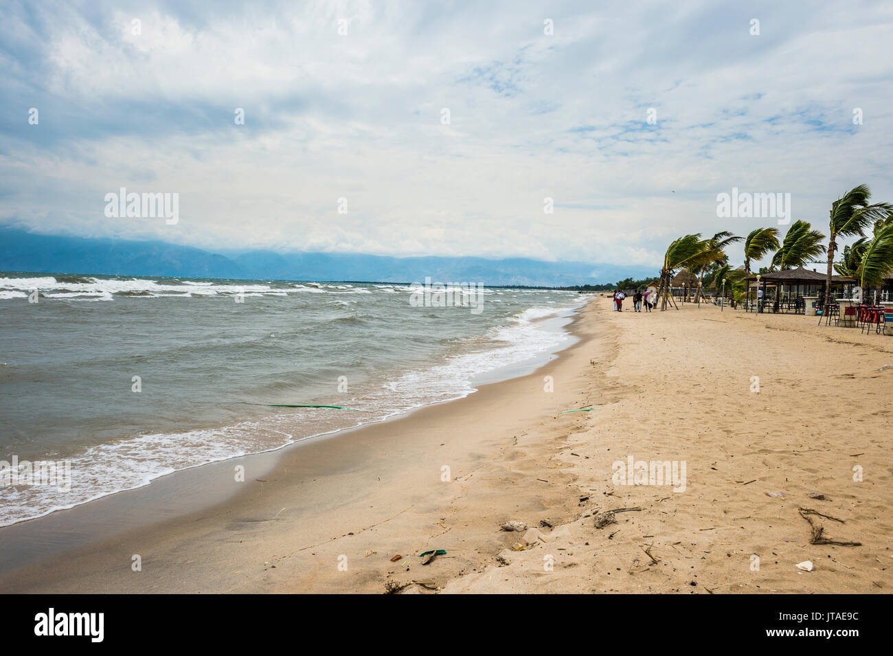 Plage sur les rives du lac Tanganyika, Bujumbura, Burundi, Afrique Banque D'Images