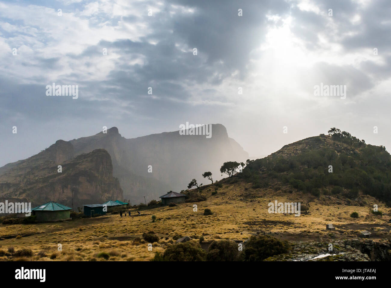 Soleil sur le parc national des montagnes du Simien, UNESCO World Heritage Site, Debarq, Ethiopie, Afrique Banque D'Images