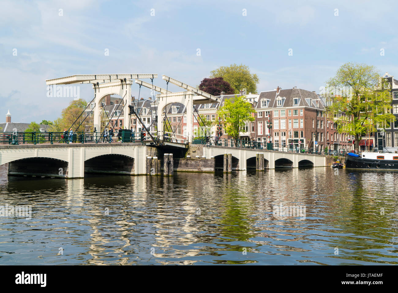 Magere Brug (The Skinny Bridge), Amsterdam, Pays-Bas, Europe Banque D'Images