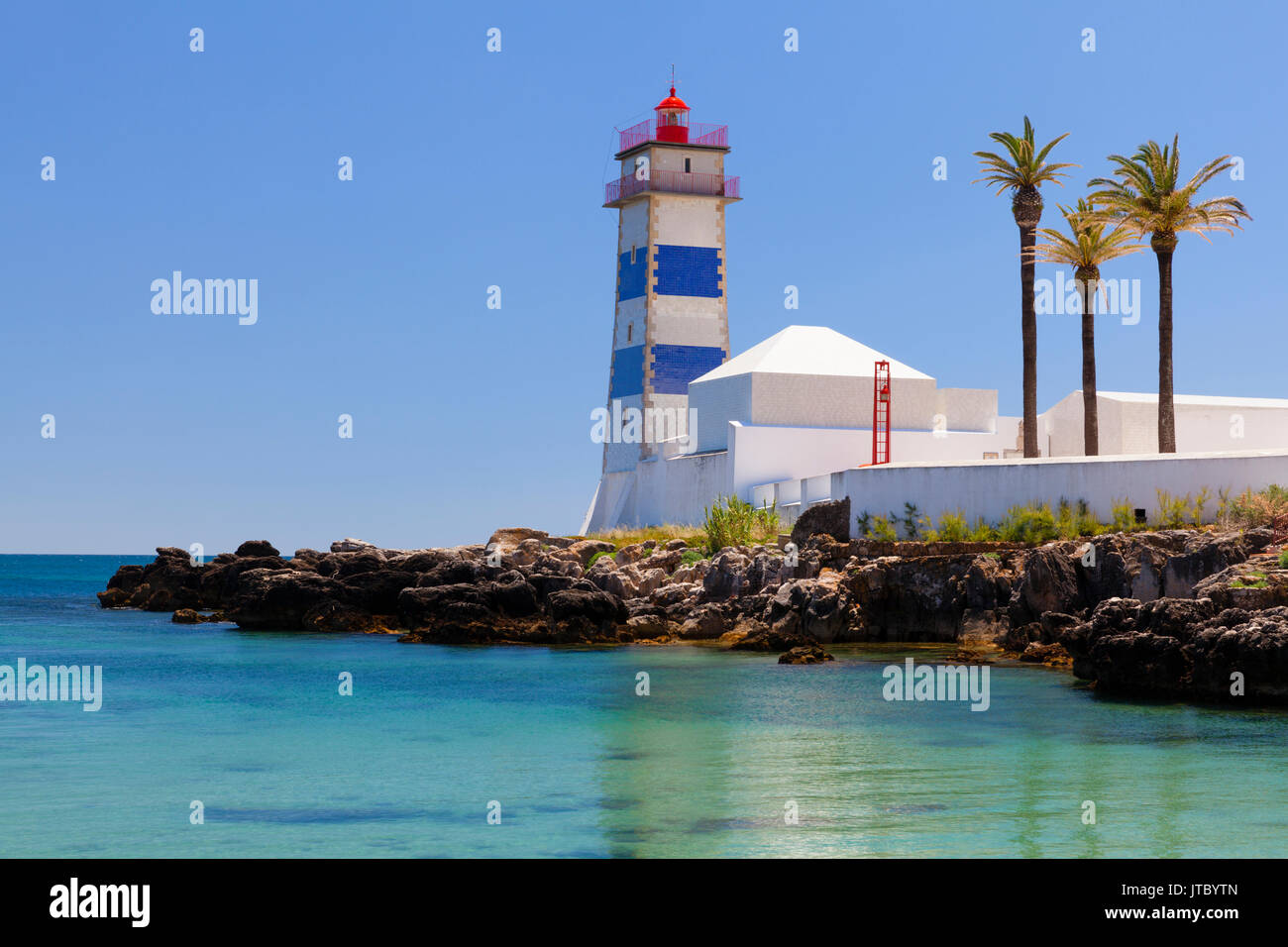 Le phare et musée de Santa Marta, Cascais, près de Lisbonne, Portugal. Banque D'Images
