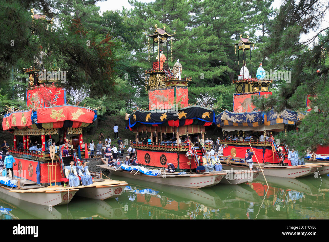 Le Japon, Tsushima, Owari Tenno Matsuri, festival, les bateaux, les gens, Banque D'Images