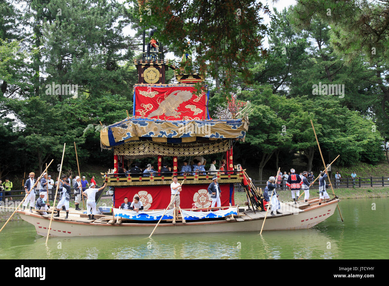 Le Japon, Tsushima, Owari Tenno Matsuri, festival, voile, les gens, Banque D'Images