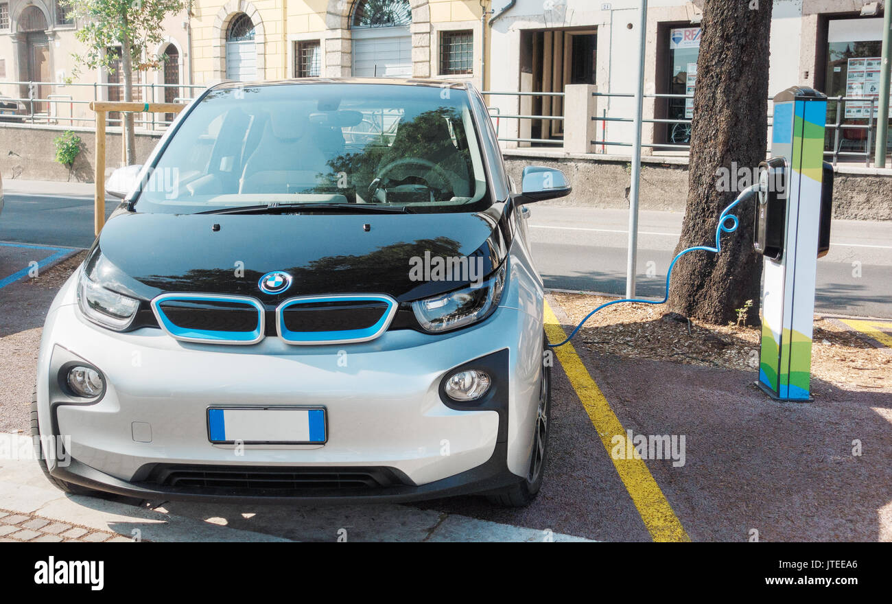 Location de vélos, location de la ville, l'énergie verte Banque D'Images