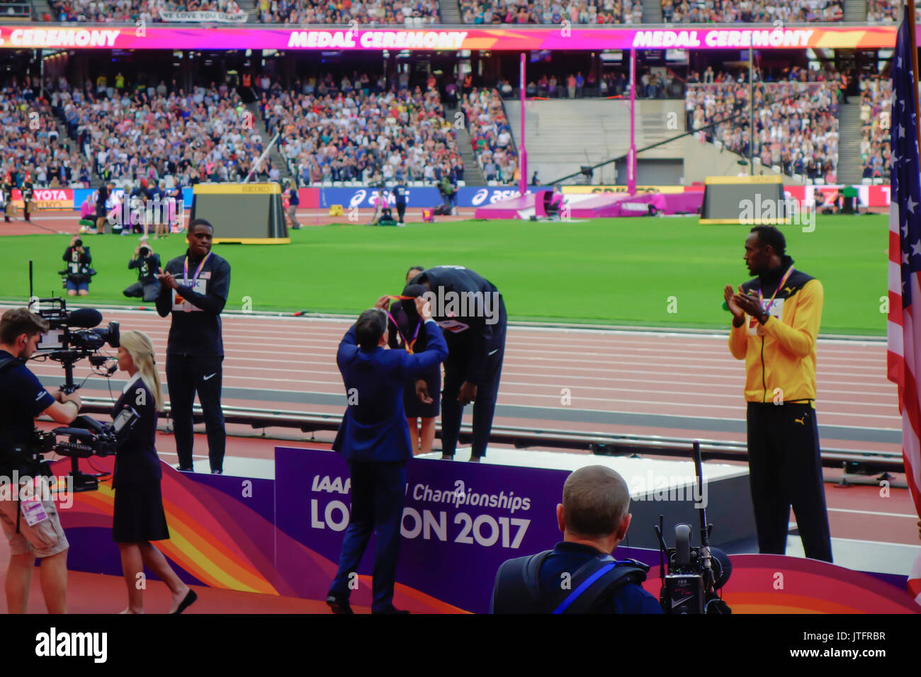 Le 100 m cérémonie de remise des prix au London 2017 es Championnats du monde à Londres, Royaume-Uni, 06 août 2017. Justin Gatlin des USA a remporté la médaille d'or. Banque D'Images