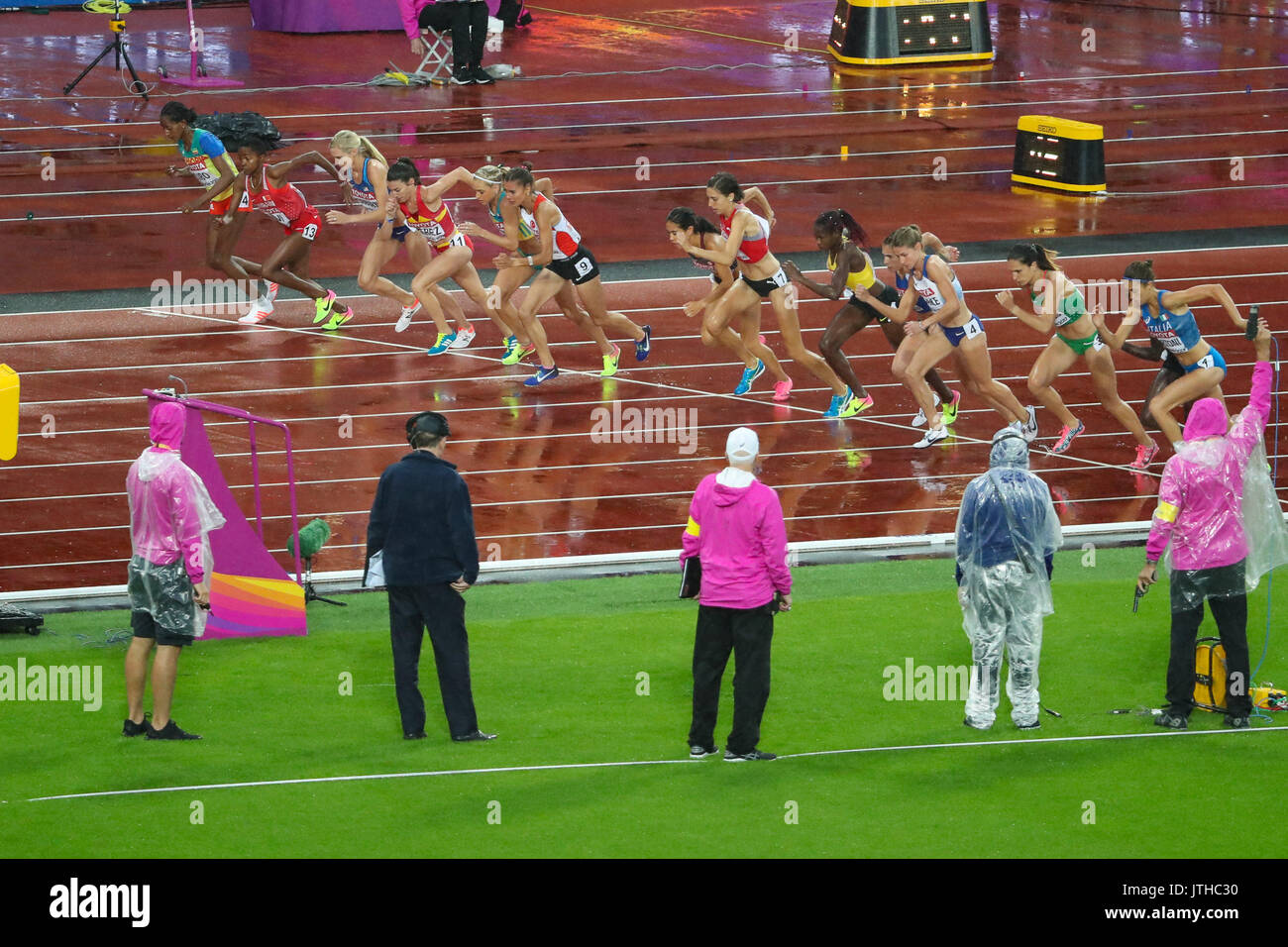 Londres, Royaume-Uni. 09Th Aug 2017. Trois de chaleur du 3000m steeple chauffe est en cours sur la sixième journée des Championnats du monde IAAF 2017 à Londres au stade de Londres. Crédit : Paul Davey/Alamy Live News Banque D'Images