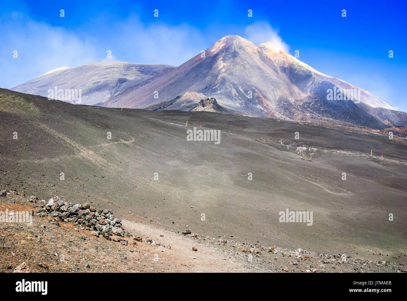 Le Plus Grand Volcan Actif D Europe Le mont Etna, le plus haut volcan actif de la Sicile - de l'Europe 3329