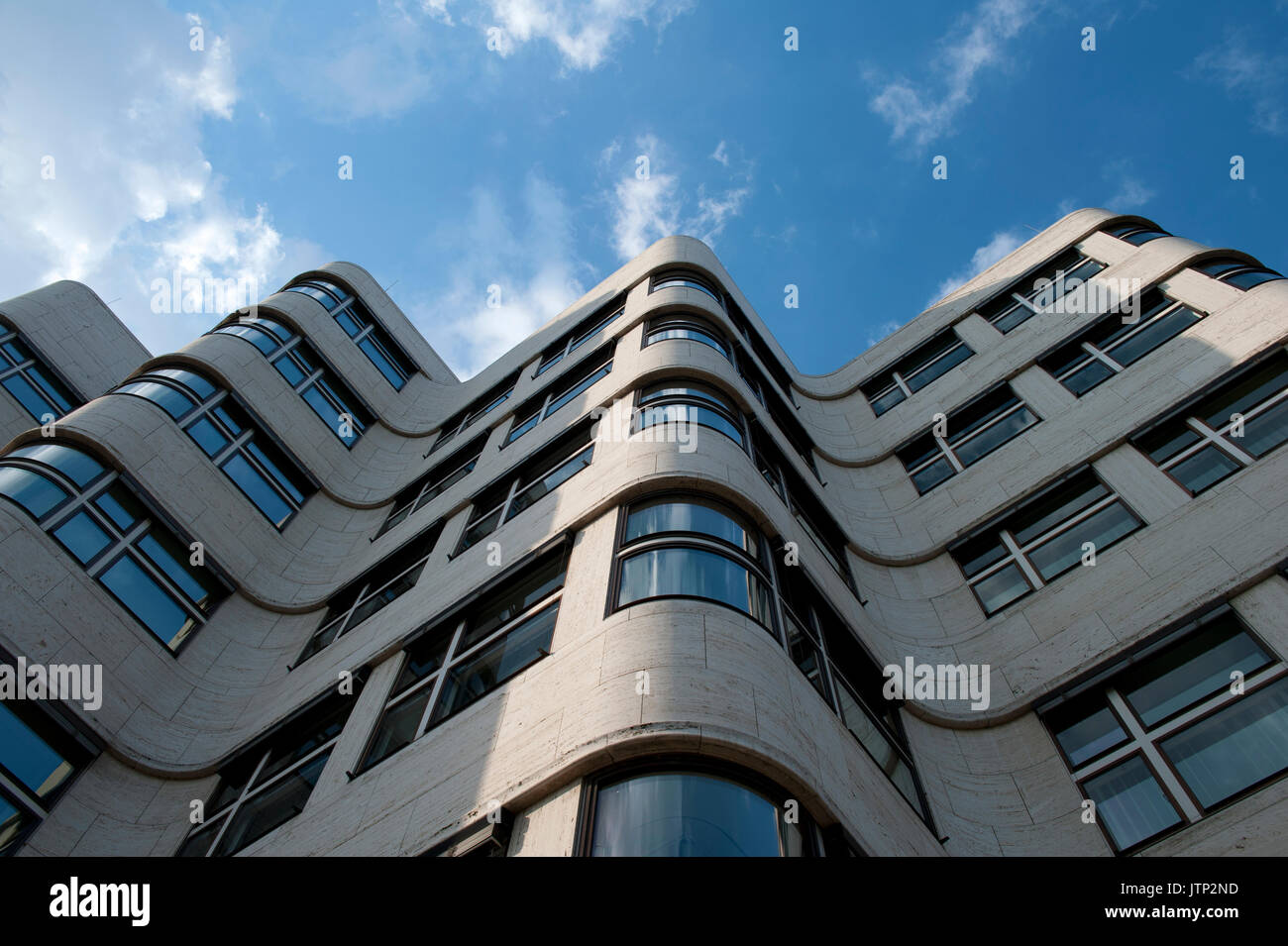 Vue extérieure de la Shell-Haus, Reichpietschufer, Berlin, Allemagne Banque D'Images