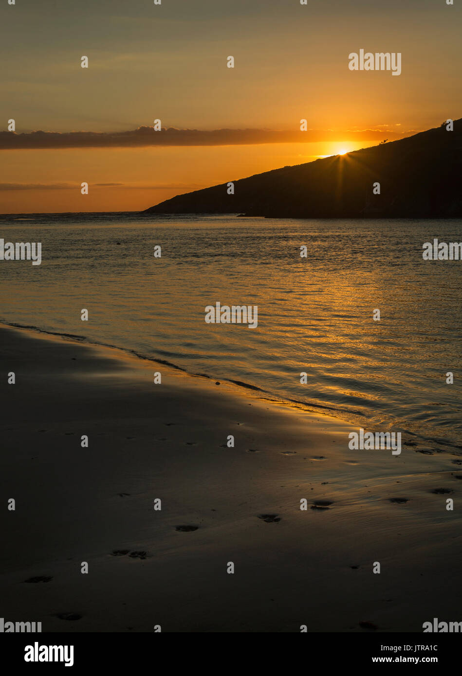 Plage de Crantock Coucher du soleil, dans le sud du Pays de Galles, Royaume-Uni Holiday Banque D'Images