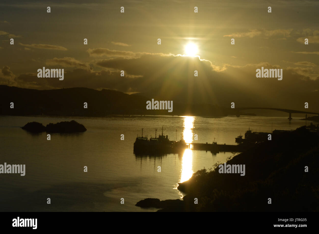 Île de Skye Bridge au coucher du soleil Banque D'Images