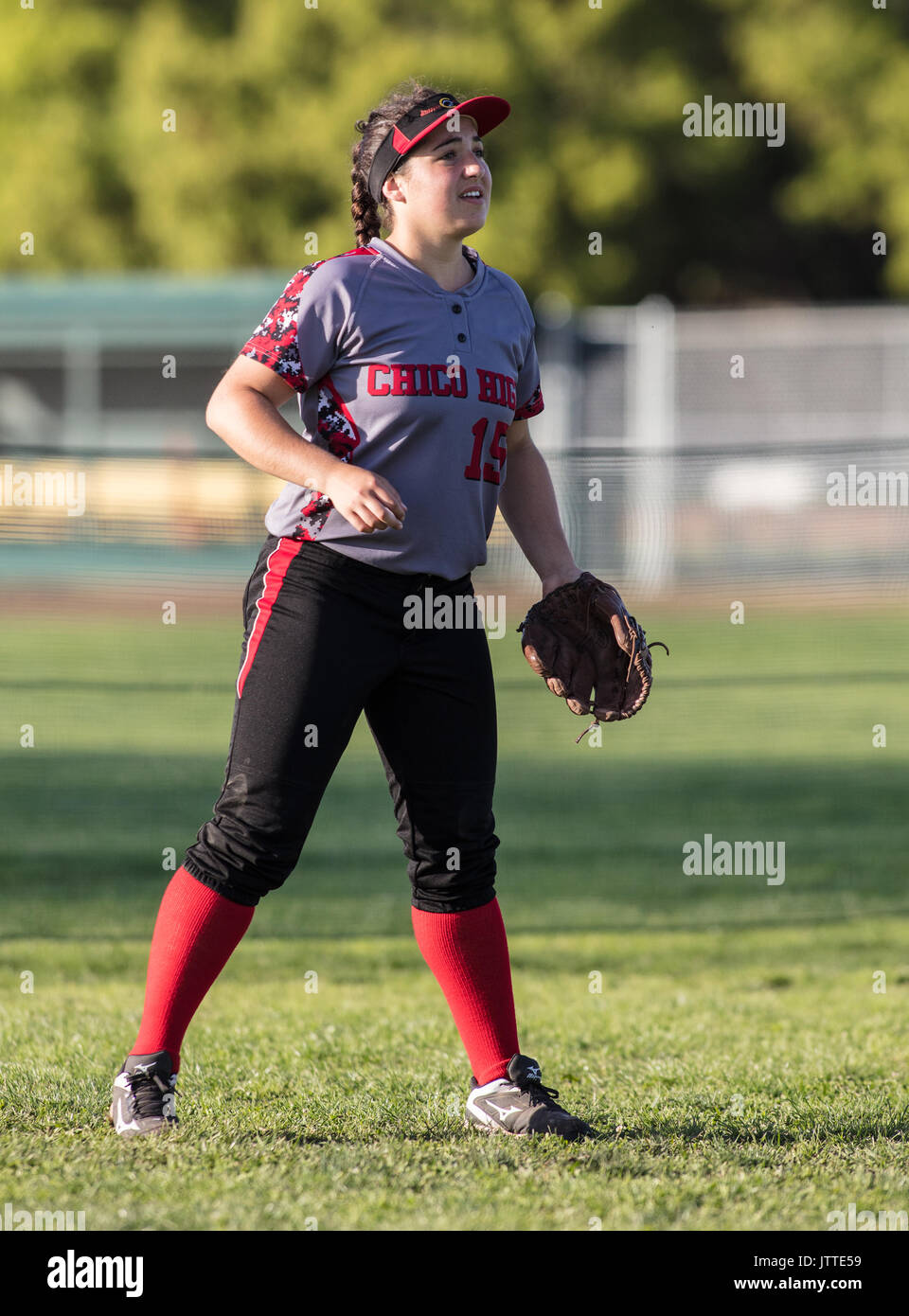 Action de softball avec Foothill vs Chico High School à Chico, Californie. Banque D'Images