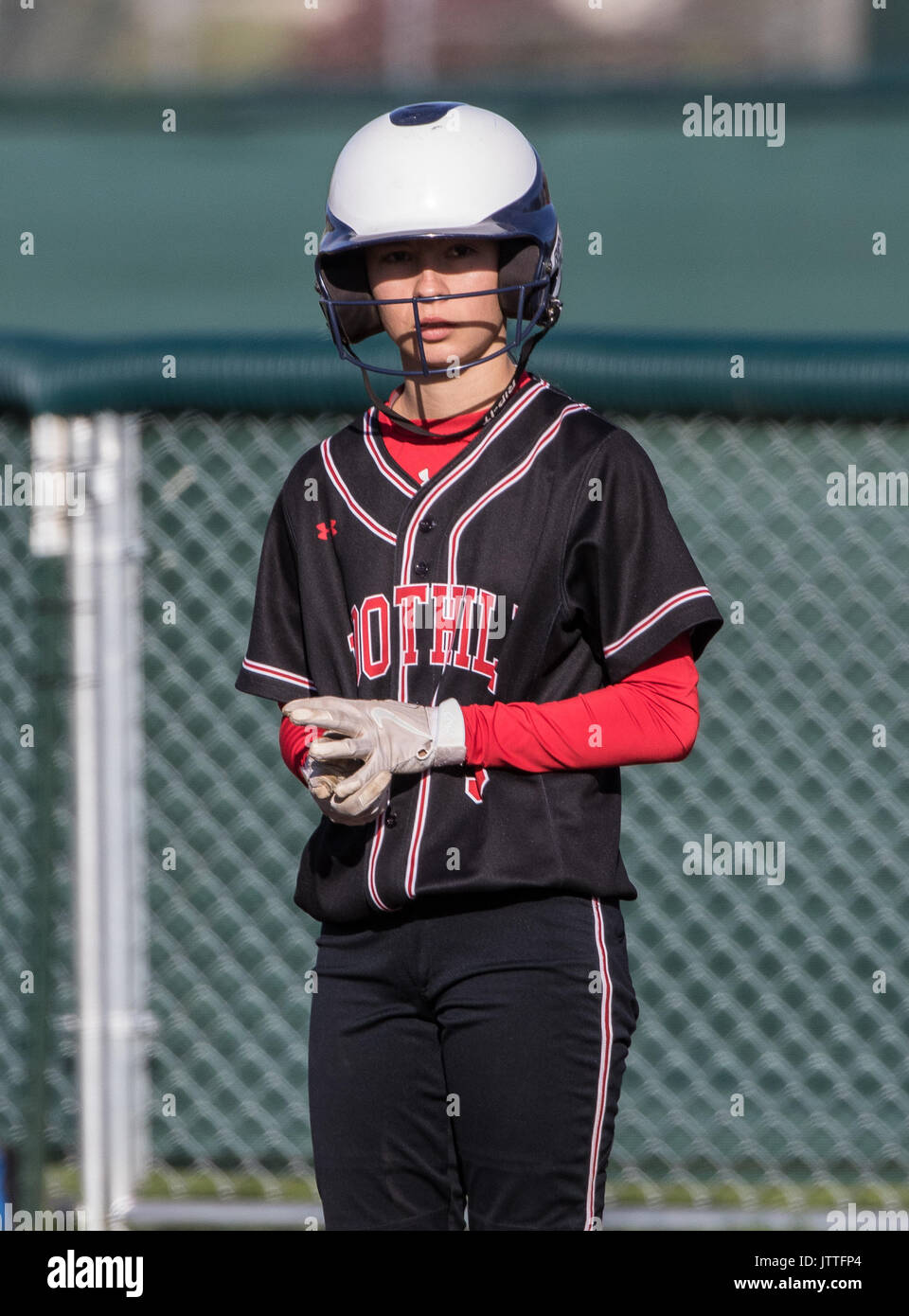 Action de softball avec Foothill vs Chico High School à Chico, Californie. Banque D'Images