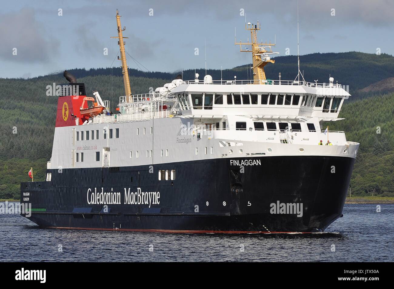 CALEDONIAN MacBRAYNE traversier pour véhicules et passagers MV FINLAGGAN Banque D'Images