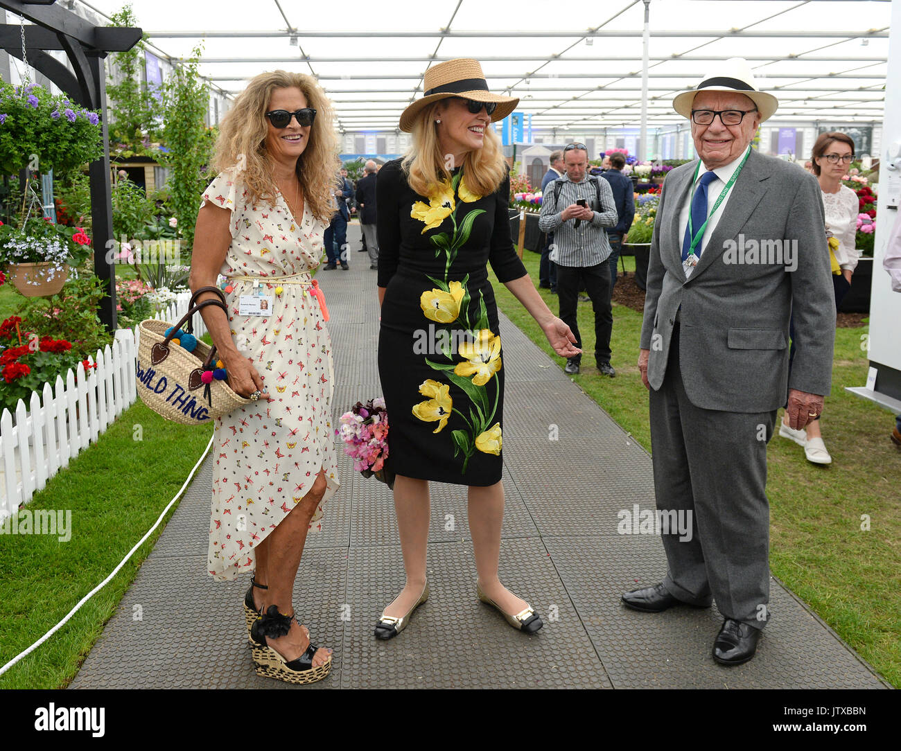 L'Australien Rupert Murdoch, magnat des médias américain visite le Chelsea Flower Show avec son épouse Jerry Hall le modèle américain et l'actrice. Banque D'Images