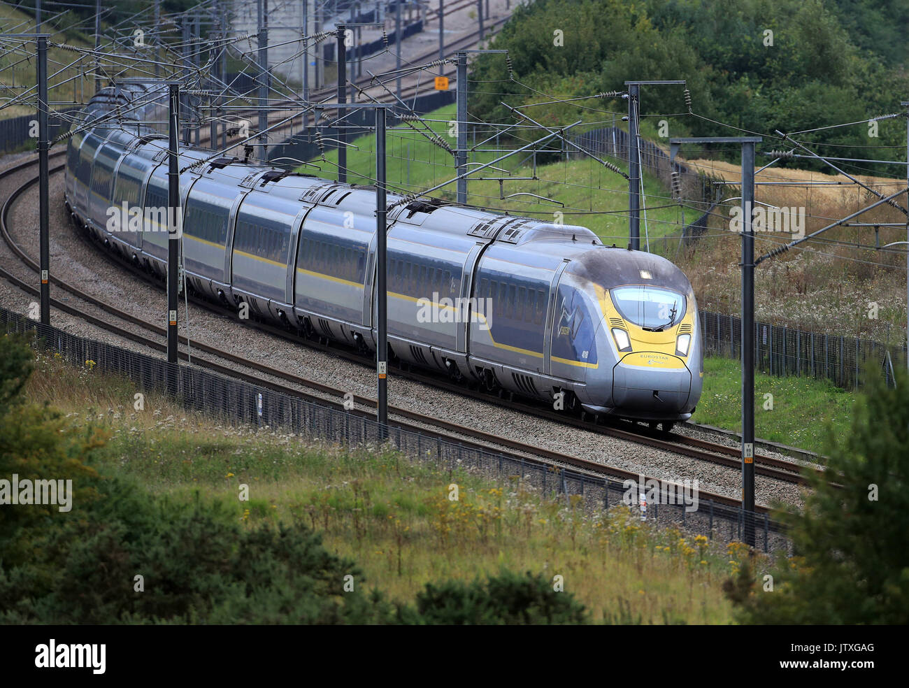 Un train Eurostar e320, le dernier train Eurostar, la flotte passe par Ashford, Kent. Banque D'Images