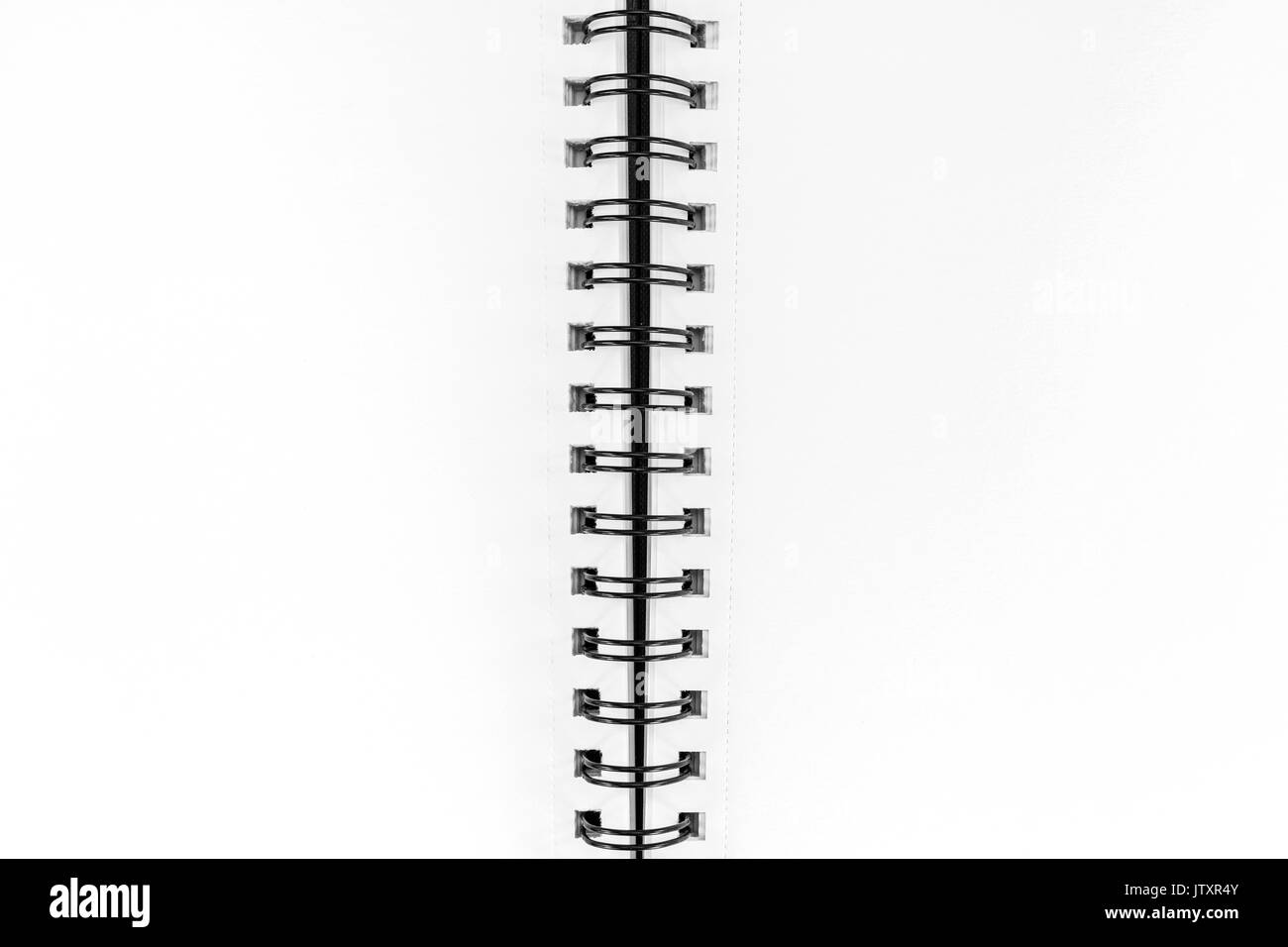 Sketchbook avec texturé. blank notepad en spirale à pages blanches. Banque D'Images