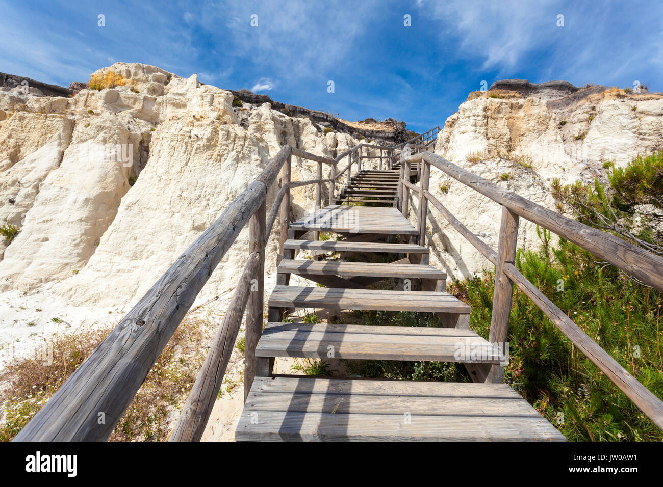 L'escalier à la plage de Playa del Asperillo Matalascanas dans. Le Parc Naturel de Donana, province de Huelva, Costa de la Luz, Andalousie, Espagne Banque D'Images