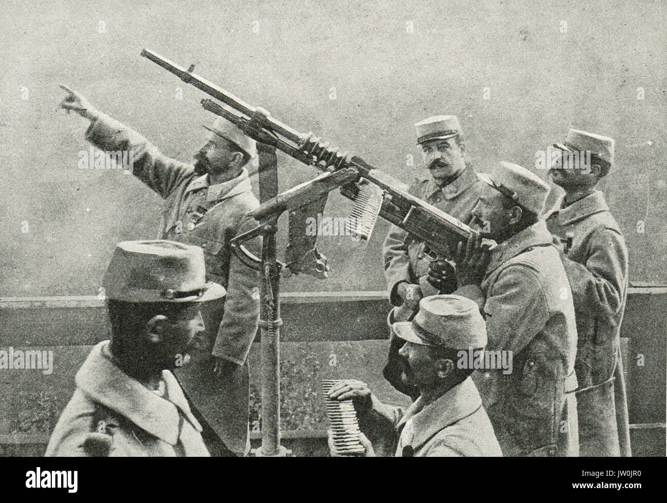 La défense de Paris, un Anti aircraft gun & crew, WW1 Banque D'Images