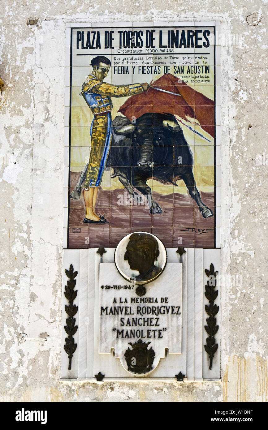 Cartel commémorative de la mort de Manuel Laureano Rodríguez Sánchez appelé populairement Manolete, dans l'arène de Linares, Jaen, Espagne Banque D'Images