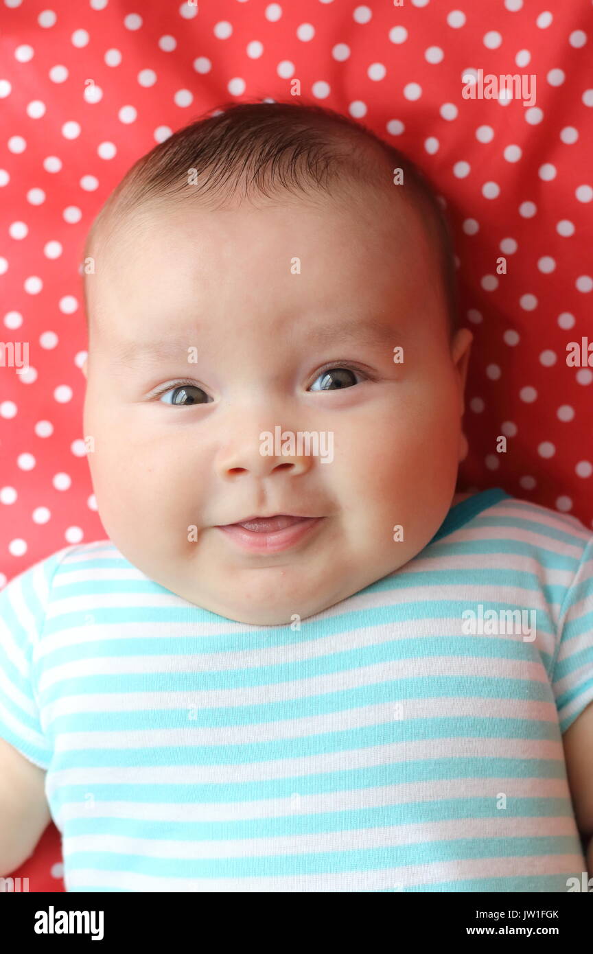 Heureux Bebe Joufflu Smiling Photo Stock Alamy