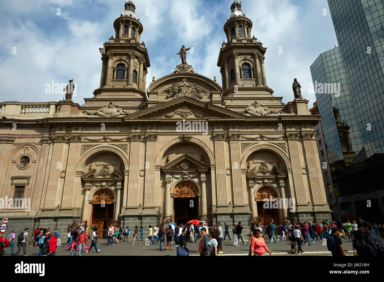 Cathédrale métropolitaine de Santiago (construit entre 1748 et 1800), Plaza de Armas, Santiago, Chili, Amérique du Sud Banque D'Images