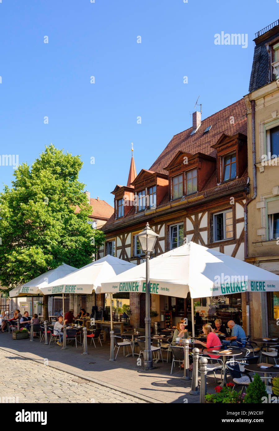 Restaurants dans Gustavstraße, la vieille ville, Fürth, moyenne-Franconie, Franconie, Bavière, Allemagne Banque D'Images