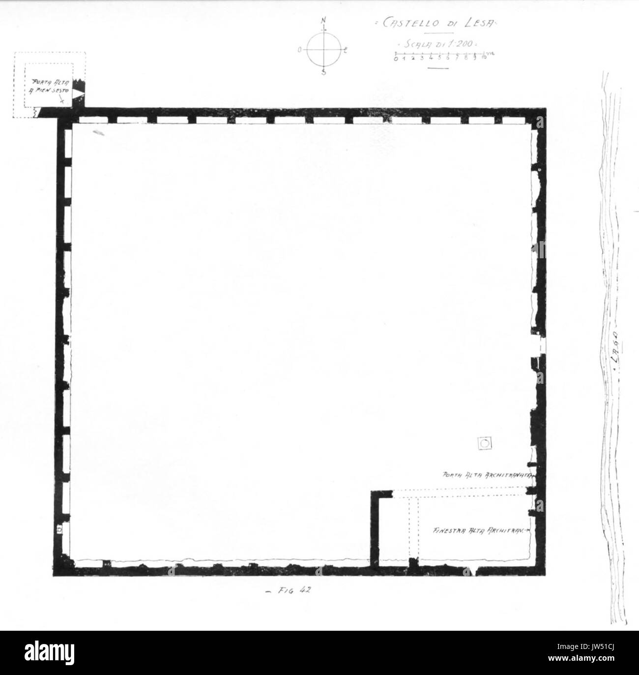 Ce dessin de 1936 représente le tracé du Castello di Lesa, un site historique important en Italie, en soulignant ses caractéristiques architecturales. Banque D'Images