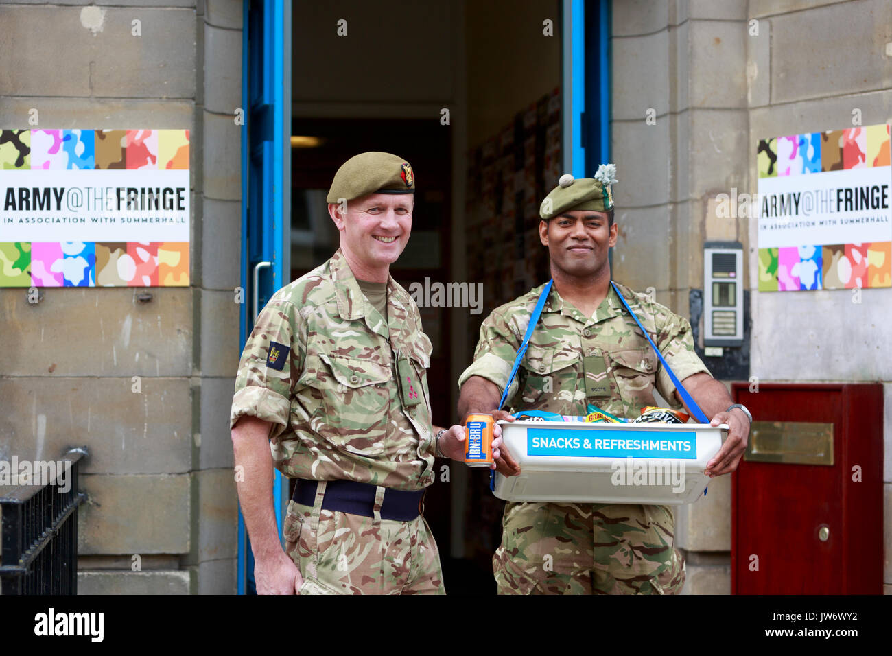 Édimbourg, Écosse 11 août. Chef de l'armée en Ecosse se félicite de performances pour Nouveau lieu Fringe. (Lieu) le Brigadier 210 Gary Deakin a salué les artistes interprètes ou exécutants à l'histoire Hepburn maison pour l'ouverture de l'armée, pour la première fois, un lieu du Festival Fringe d'Édimbourg. Édimbourg. En photo Le Brigadier Gary Deakin. Pako Mera/Alamy Live News Banque D'Images