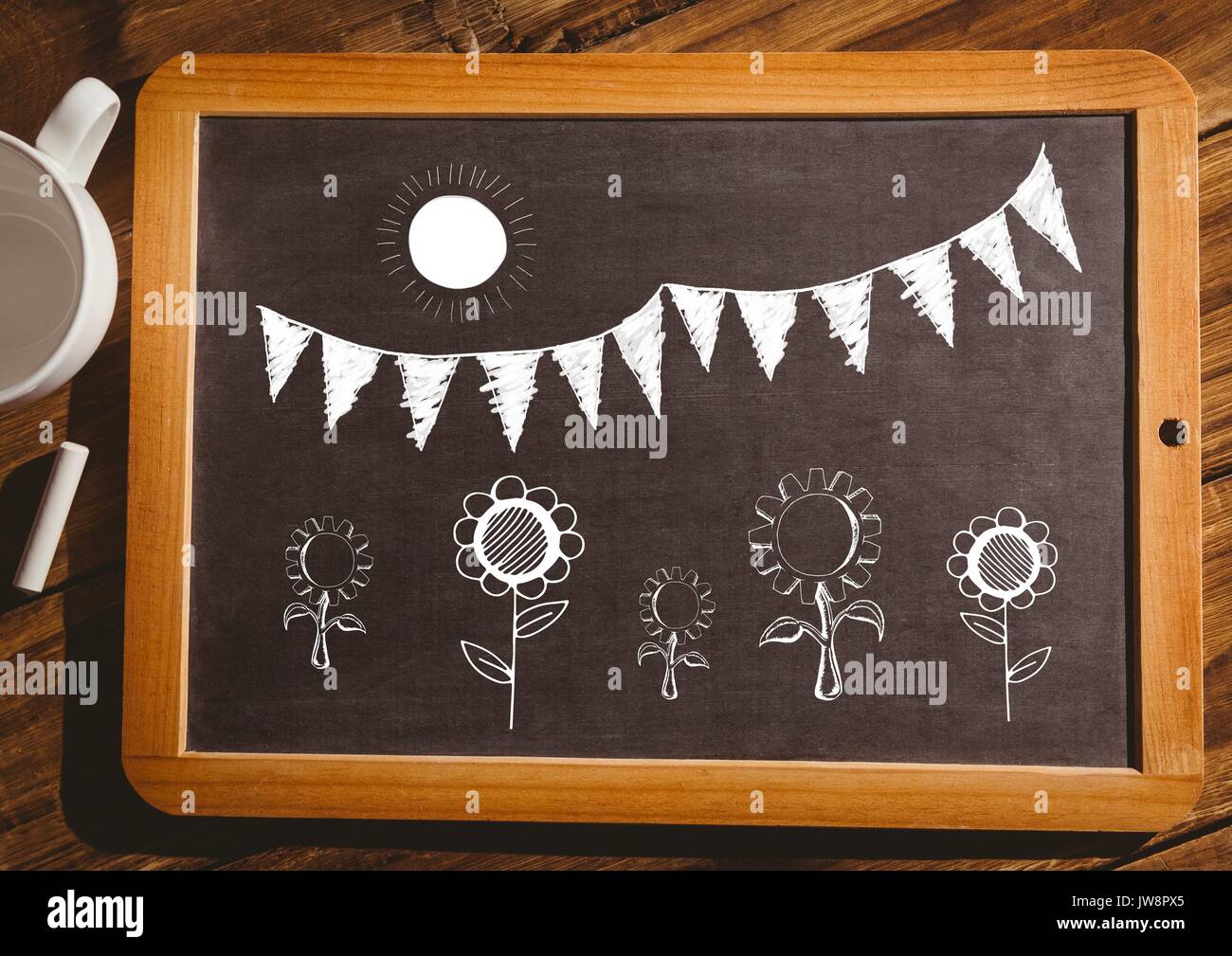 Fleurs de soleil et les drapeaux sur tableau noir Banque D'Images