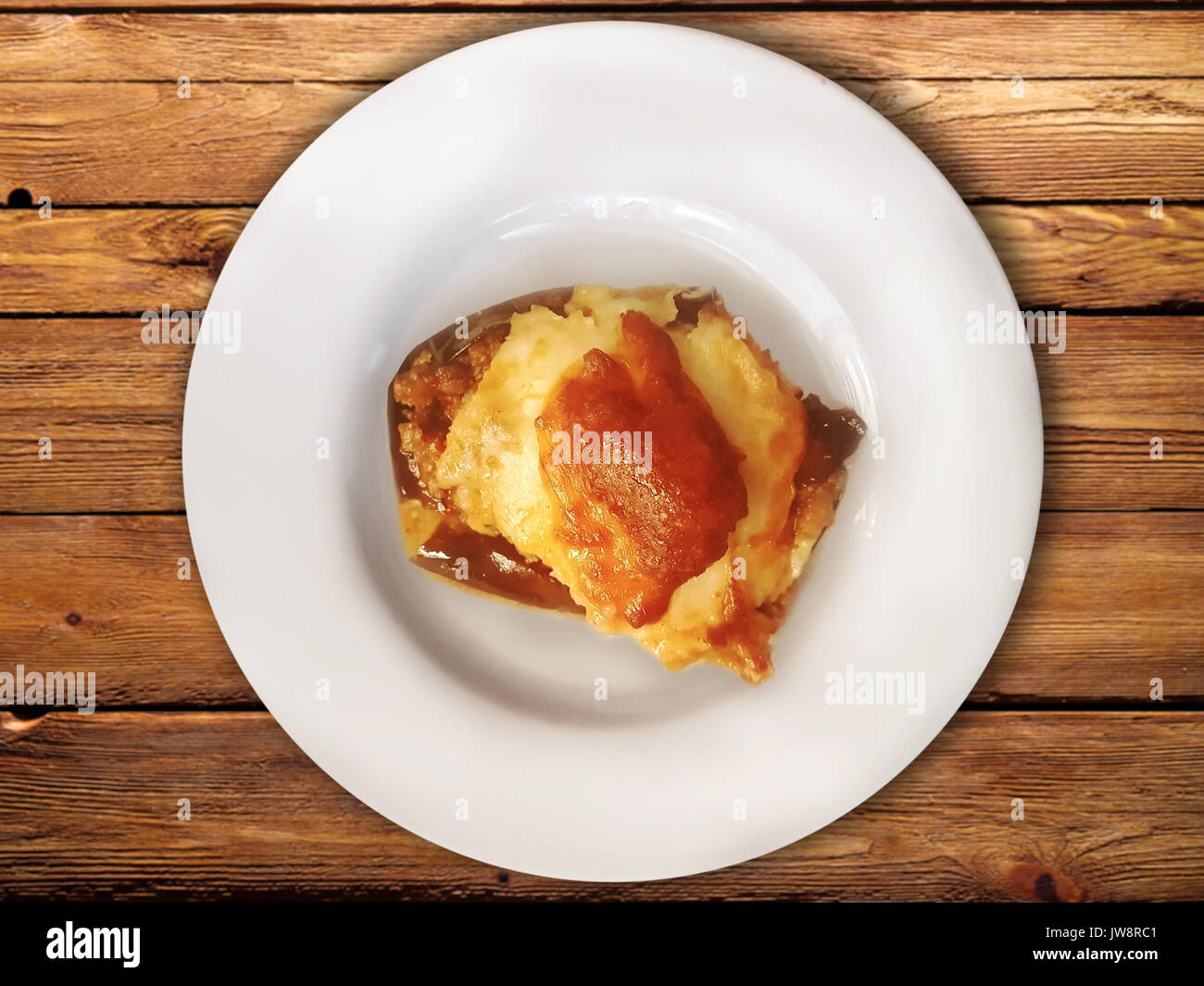 Aubergine turc karniyarik repas avec du fromage Banque D'Images