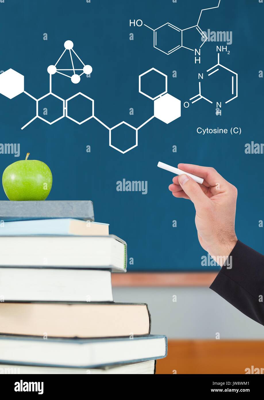 Digital composite de la main la science théorie sur tableau noir Banque D'Images