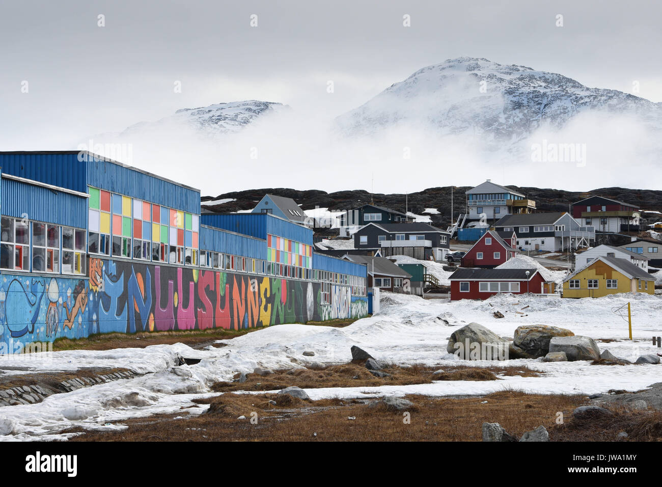 Graffiti sur bâtiment scolaire à Nuuk, capitale du Groenland Banque D'Images