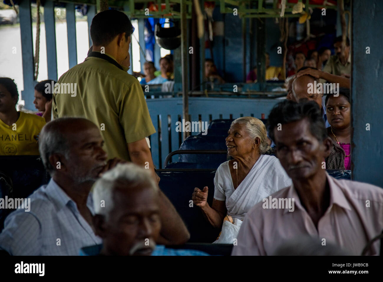 Kumarakom Backwaters du Kerala, en Inde - Juillet 2017 : Allappey ou Alappuzha dans le Kerala est connu pour péniche croisières le long de la Kerala backwaters rustique Banque D'Images