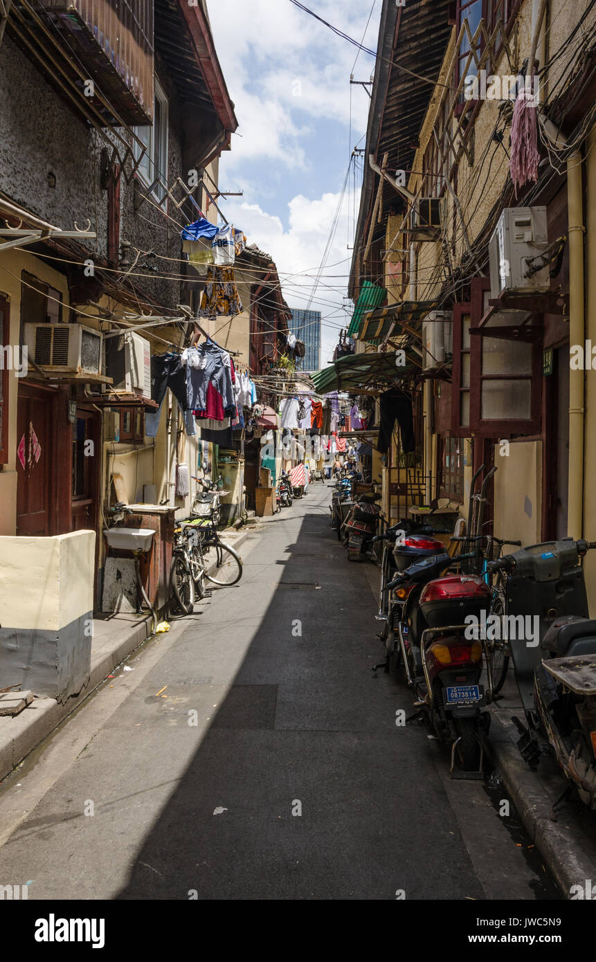 Danfeng Road off l'Wuton Road à Shanghai qui est plein de caractère, Banque D'Images
