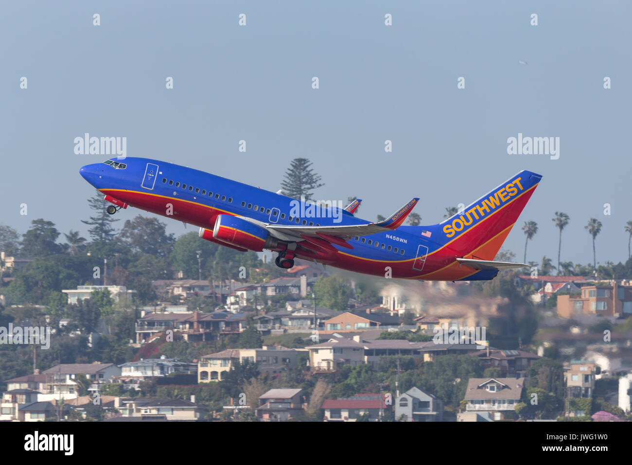 Southwest Airlines Boeing 737-7H4 N458WN au départ de l'Aéroport International de San Diego. Banque D'Images