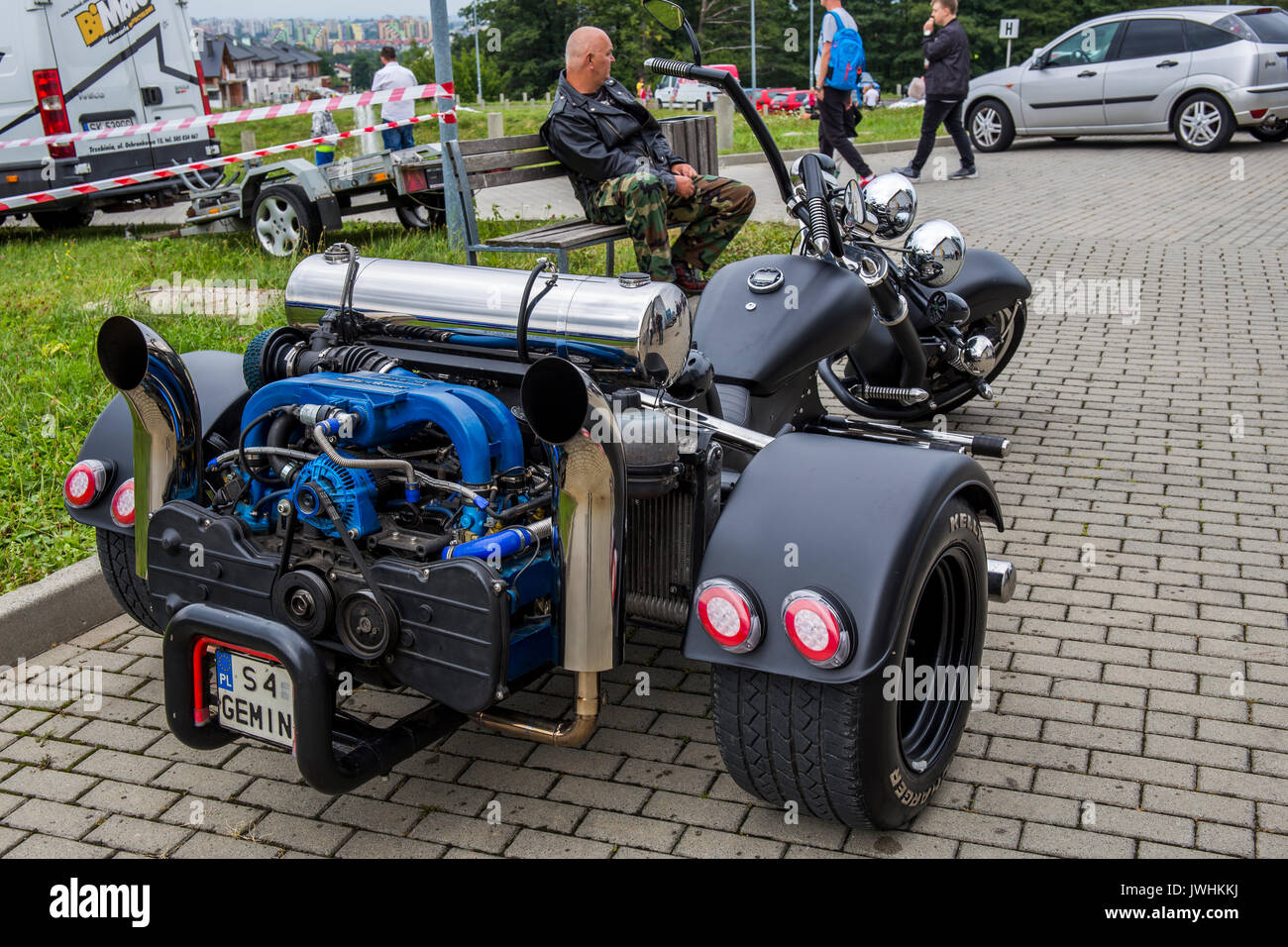 Bielsko-Biala, Pologne. 12Th Aug 2017. Salons de l'automobile international - MotoShow Bielsko-Biala. Moto à trois roues avec une Alfa Romeo boxer v16 moteur. Credit : Lukasz Obermann/Alamy Live News Banque D'Images