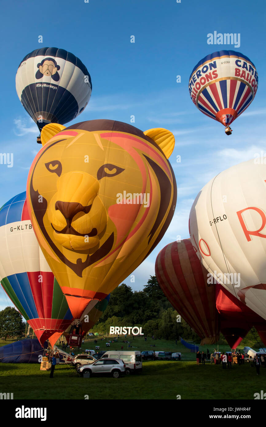 G-B-70 Ultramagic LEAT Lion Longleat Ballon à Bristol International Balloon Fiesta 2017 tenue à Ashton Court Estate à Bristol, Angleterre. Banque D'Images