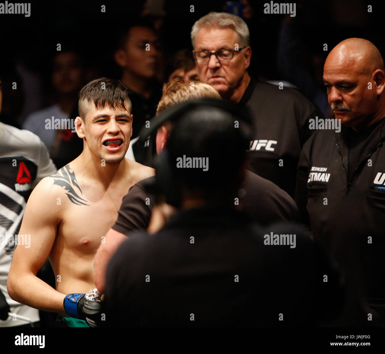 Brandon Moreno prend sergio pettis lors de l'ufc fight night 114 MEXICO,MEXIQUE Banque D'Images