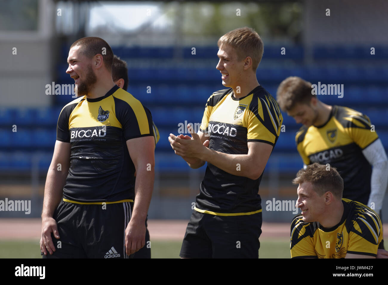 Saint-pétersbourg, Russie - 25 mai 2017 : Ouverture de la formation de l'équipe de rugby à 7 Narvskaya Zastava durant la presse Ouverture de l'Europe Rugby Sevens Club Champ Banque D'Images