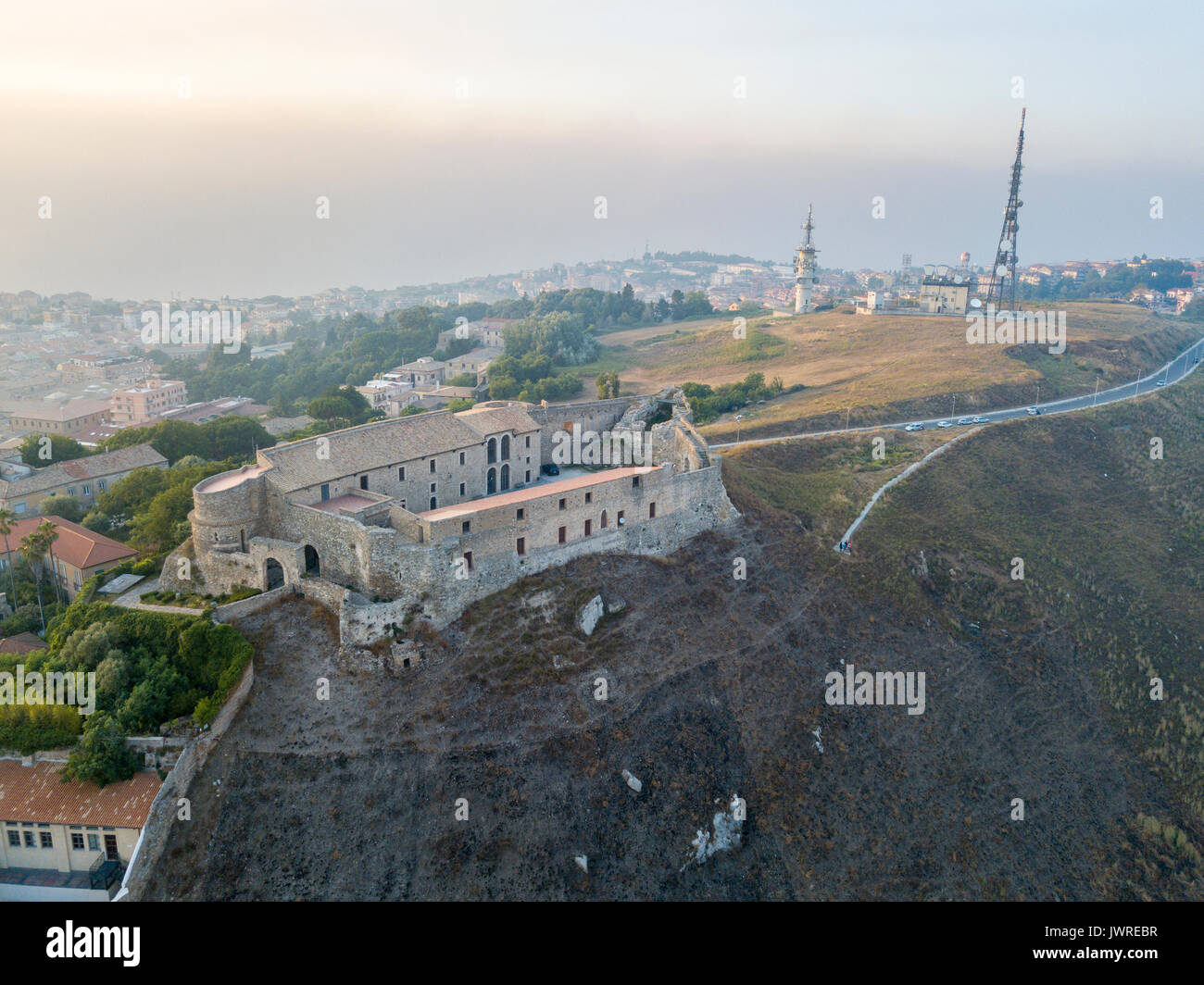 Vue aérienne de Normanno Svevo Castle, Vibo Valentia, Calabre, Italie Banque D'Images