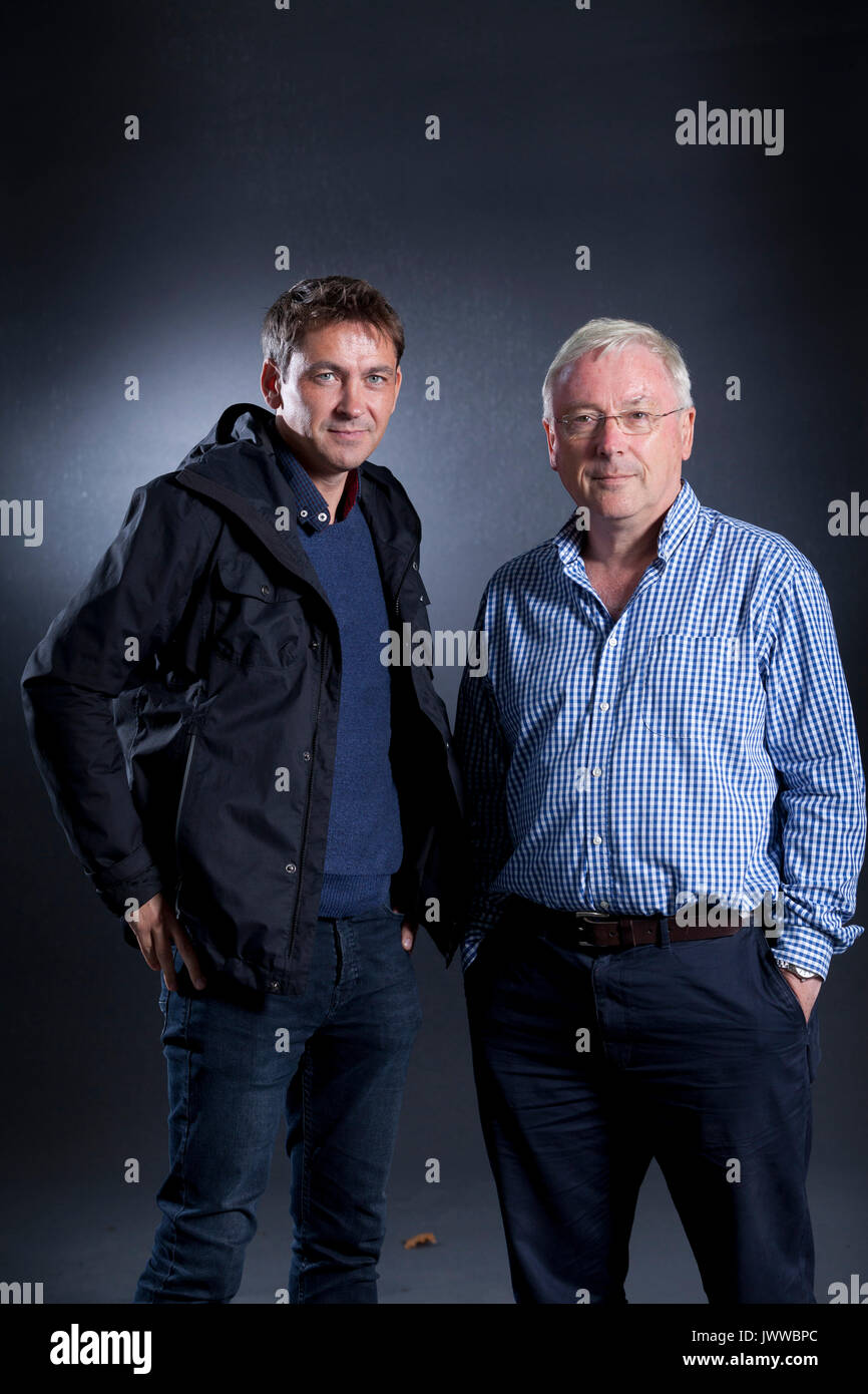 Edinburgh, Royaume-Uni. 14Th Aug 2017. Conor Woodman (à gauche), le directeur de l'Irlande, et Richard Murphy, l'expert-comptable britannique et économiste politique, apparaissant à l'Edinburgh International Book Festival. Crédit : GARY DOAK/Alamy Live News Banque D'Images