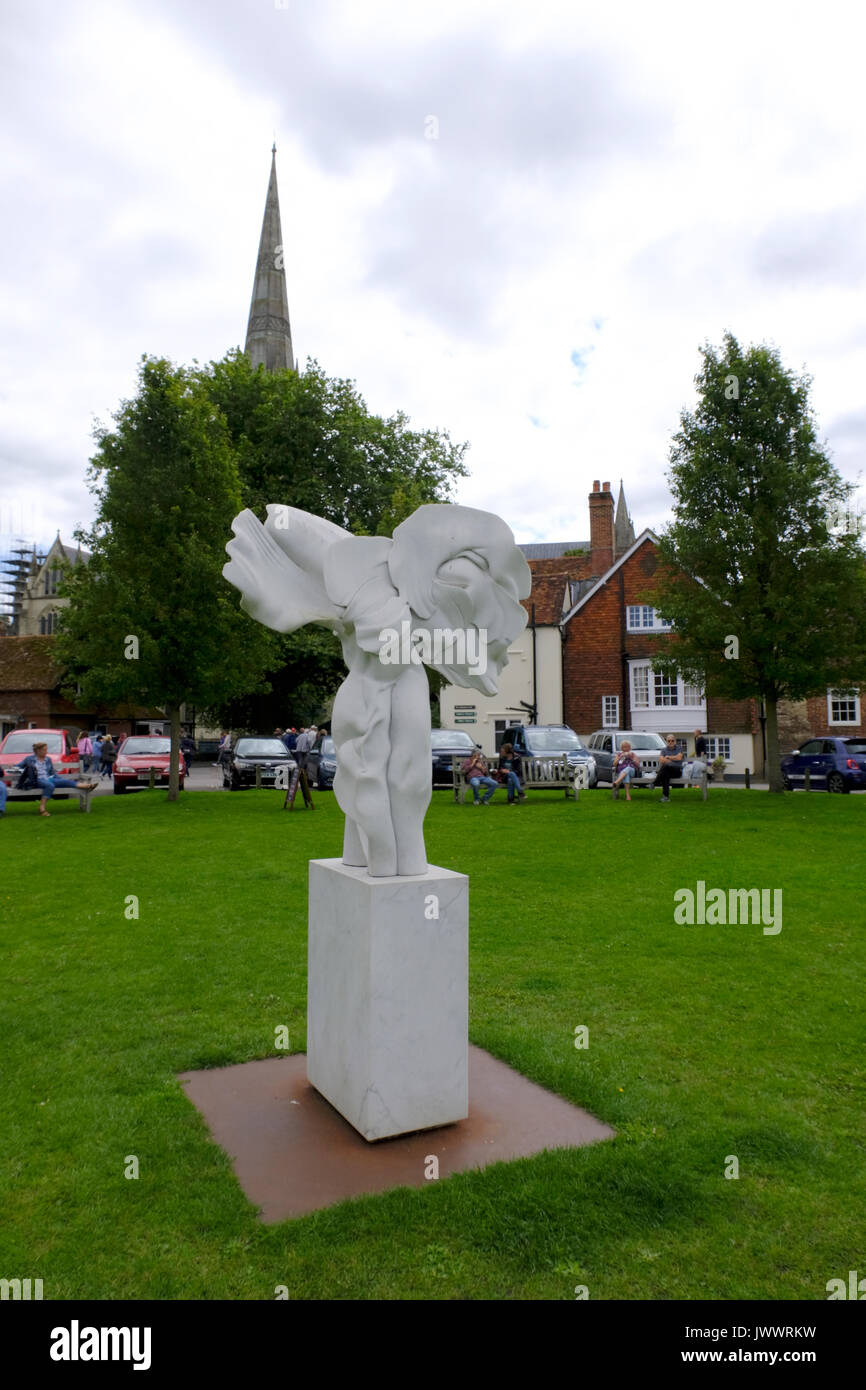 L'harmonie des anges sculpture par Helaine Blumenfeld. Salisbury, Wiltshire, Royaume-Uni Banque D'Images