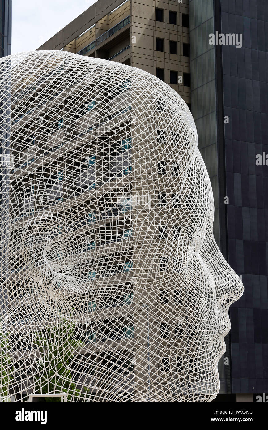 La magnifique sculpture de Jaume Plensa Wonderland à Calgary Alberta Canada Banque D'Images