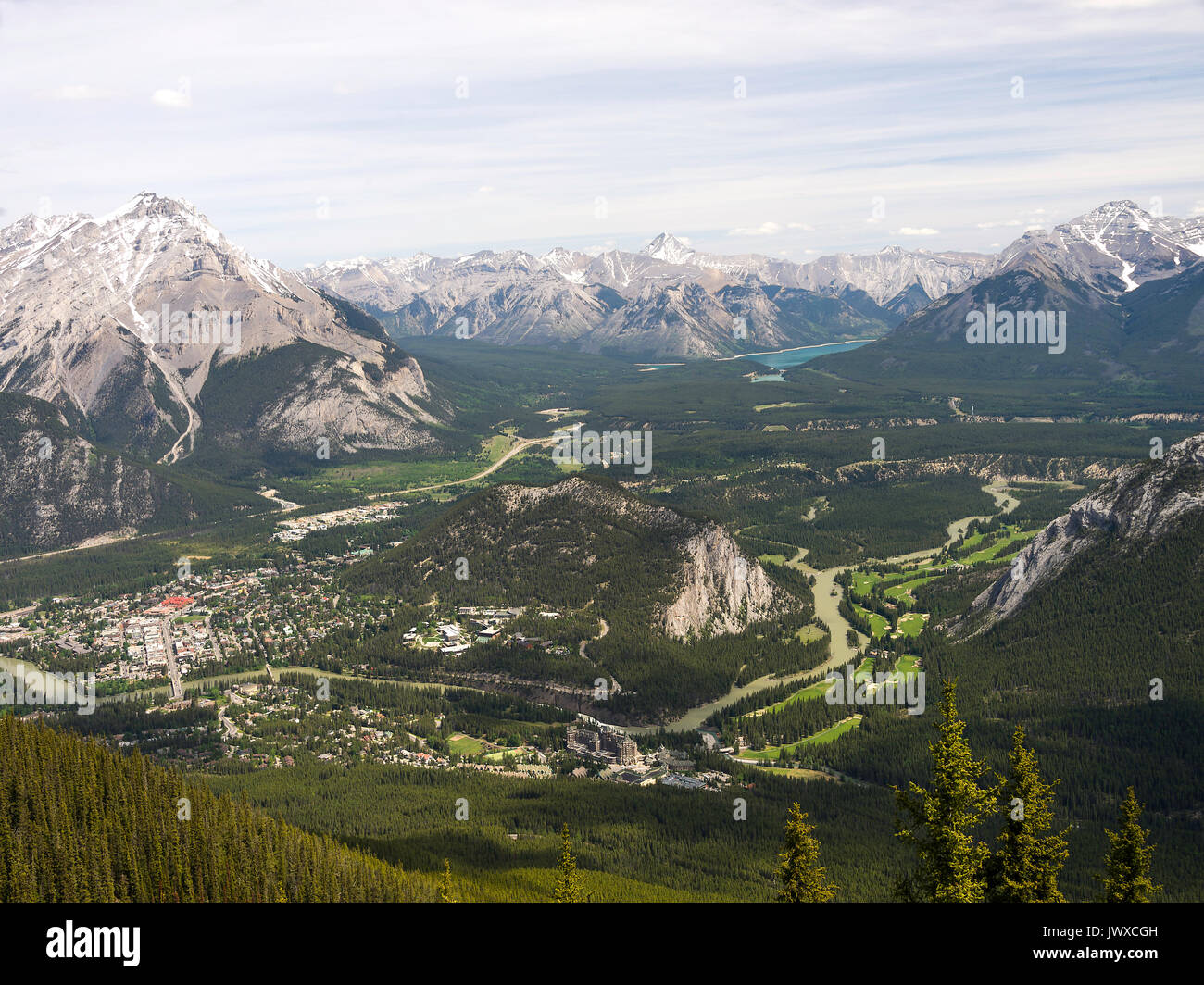 Vue aérienne de Banff depuis le haut de la Gondole dans les montagnes Rocheuses, Alberta Canada Banque D'Images