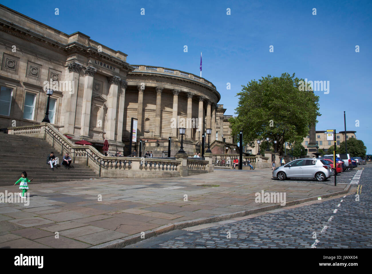 Le World Museum Liverpool et la Bibliothèque Centrale William Brown St Liverpool Merseyside England Banque D'Images