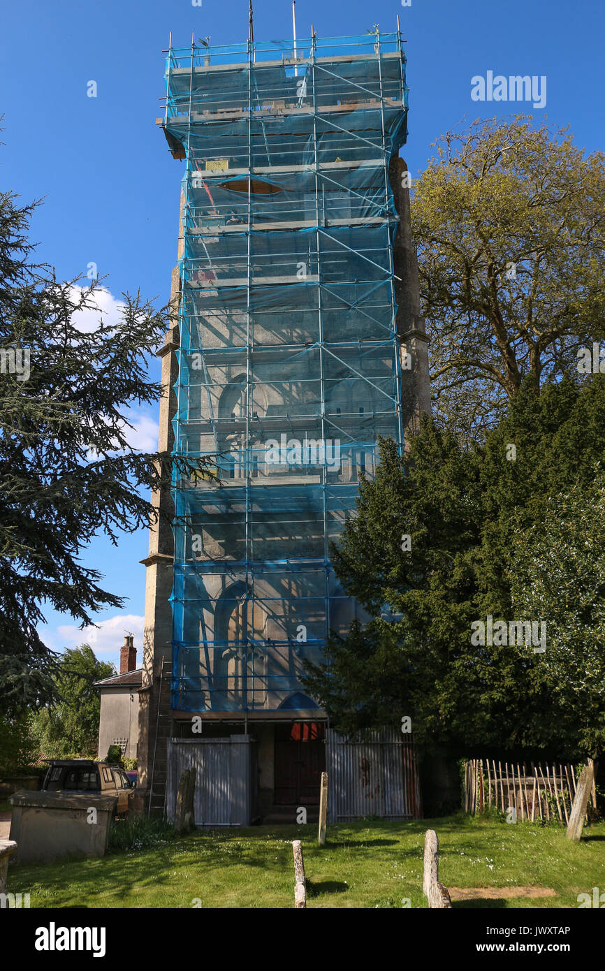 Réparer les cloches de l'église Banque de photographies et d’images à